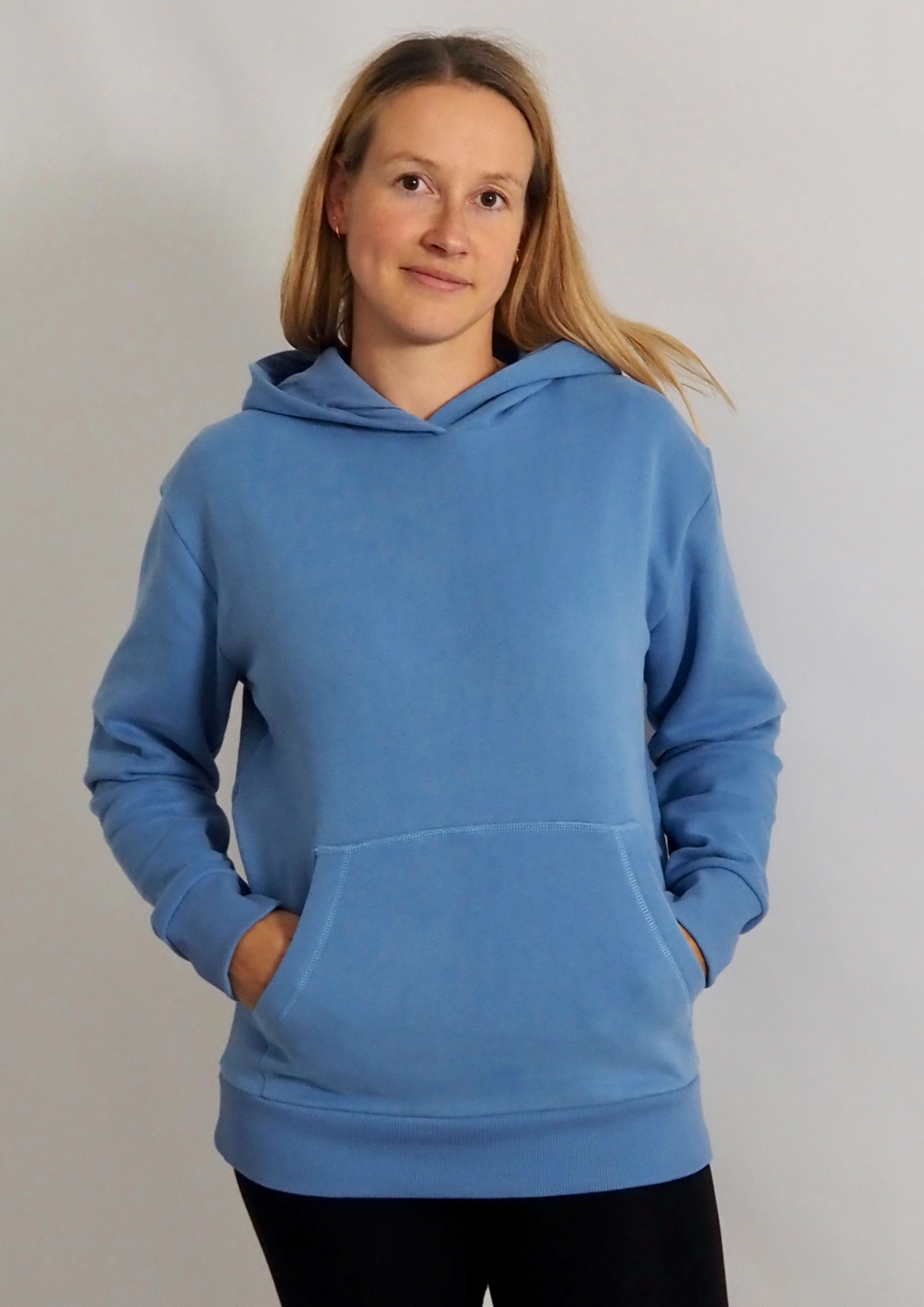 Unisex Hoodie blau nachhaltig Bio-Baumwolle 