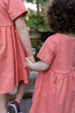 nachhaltiges Sommerkleid Mädchen Orange