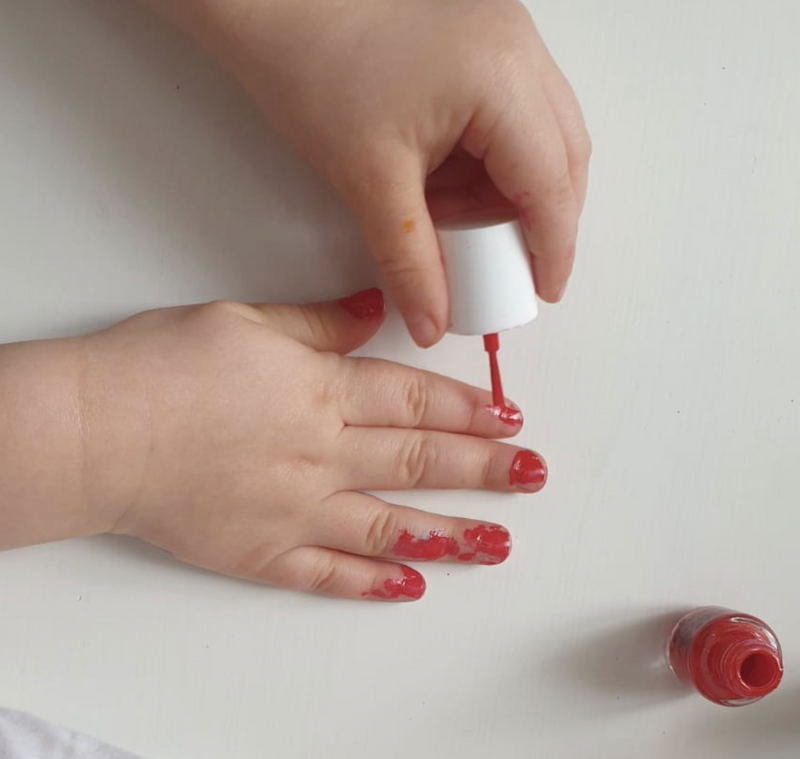 wasserlöslicher Kindernagellack Rot 